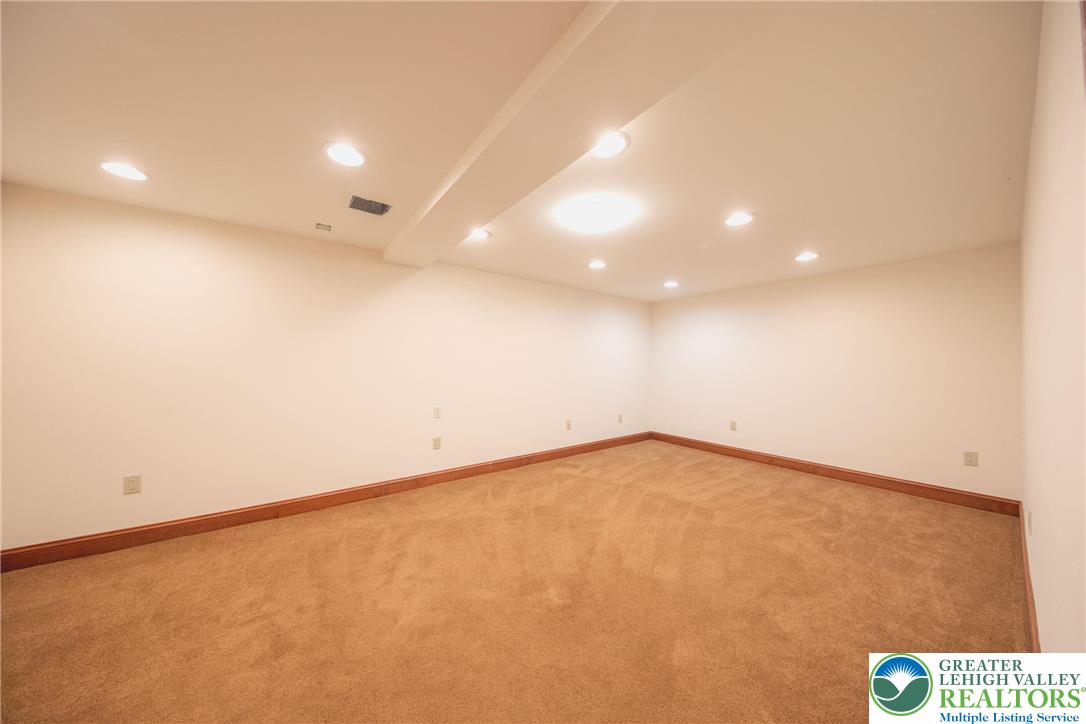 374 Packer Drive Property Photo 34