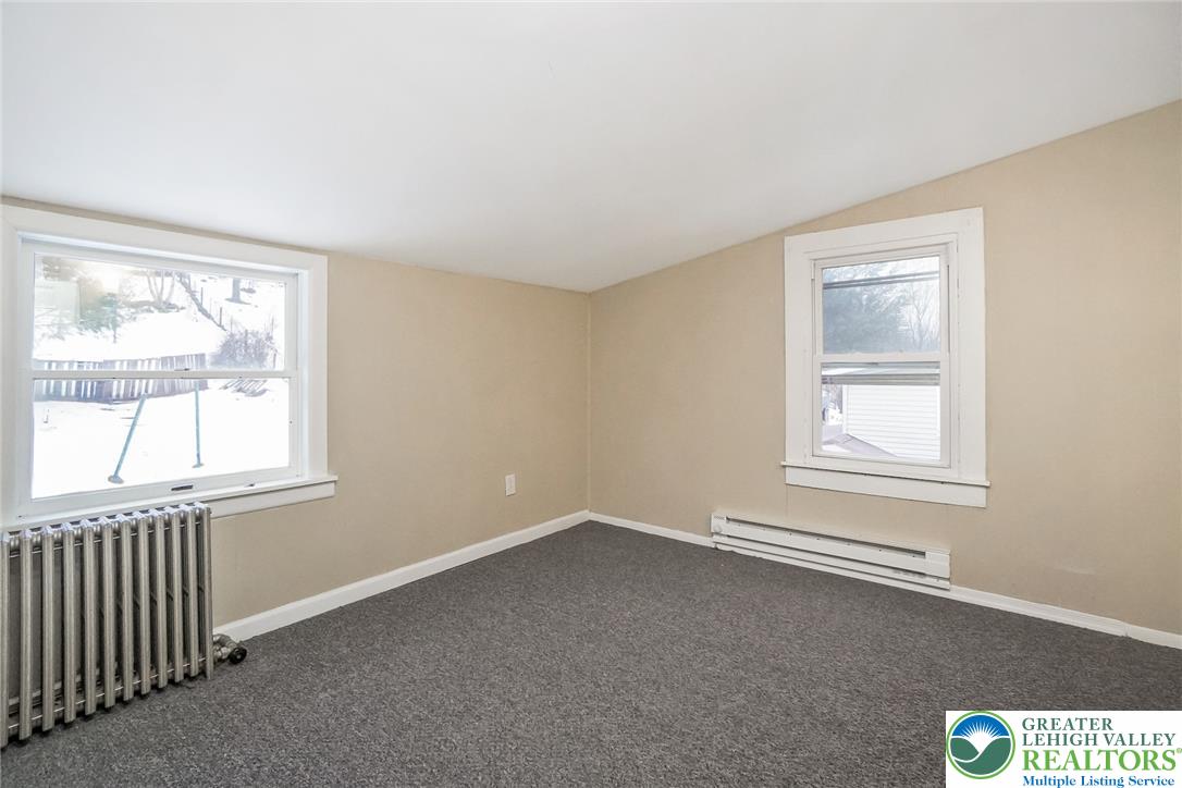 612 East Front Street Property Photo 16