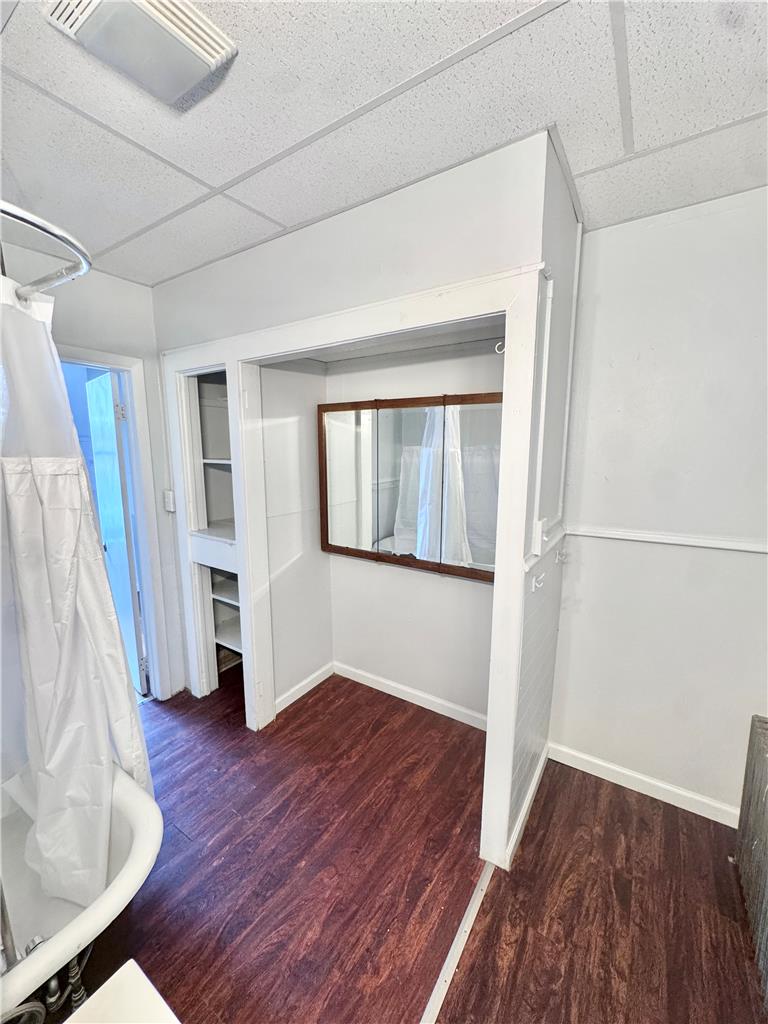 501 West Allen Street 2 Property Photo 7