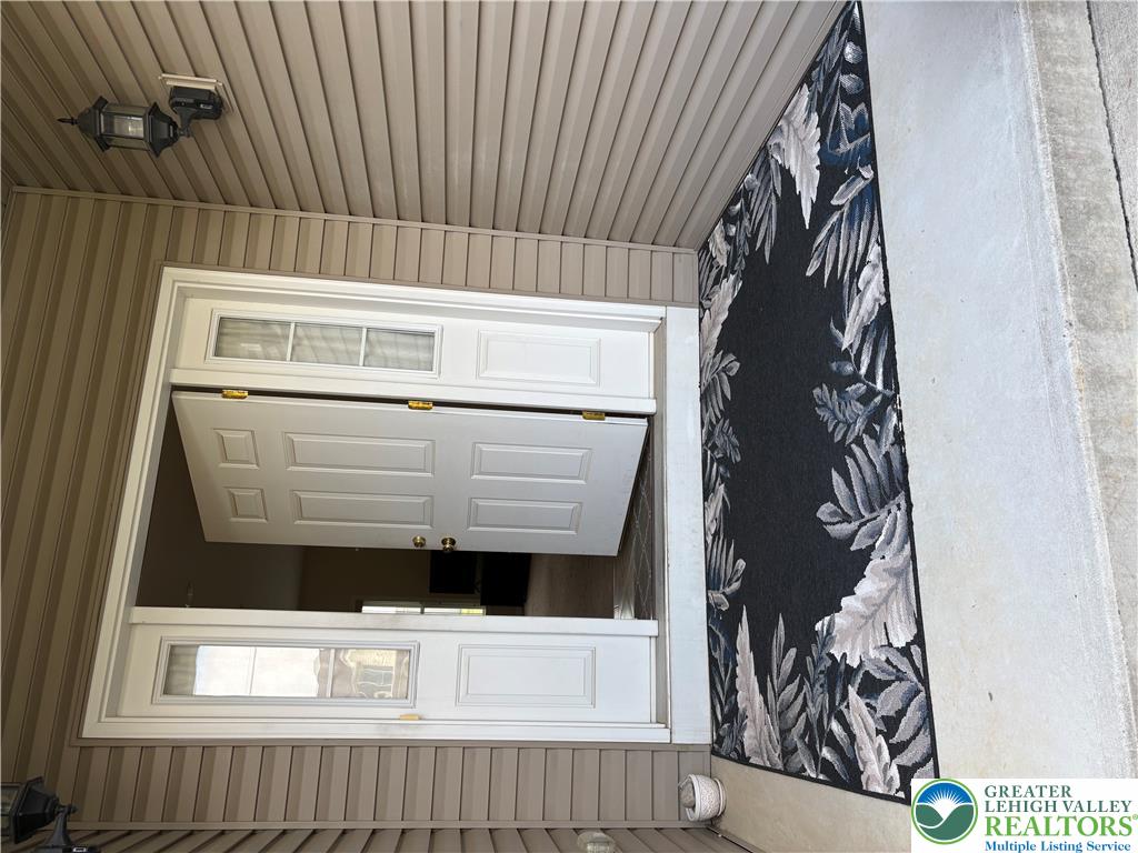 1110 Morning Star Drive Property Photo 2