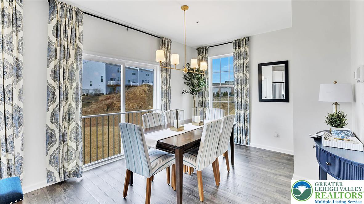 201 Winding Road Property Photo 11