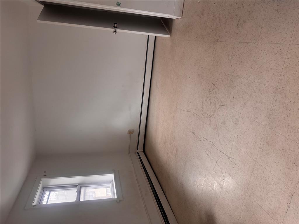 148 West Linden Street Property Photo 7