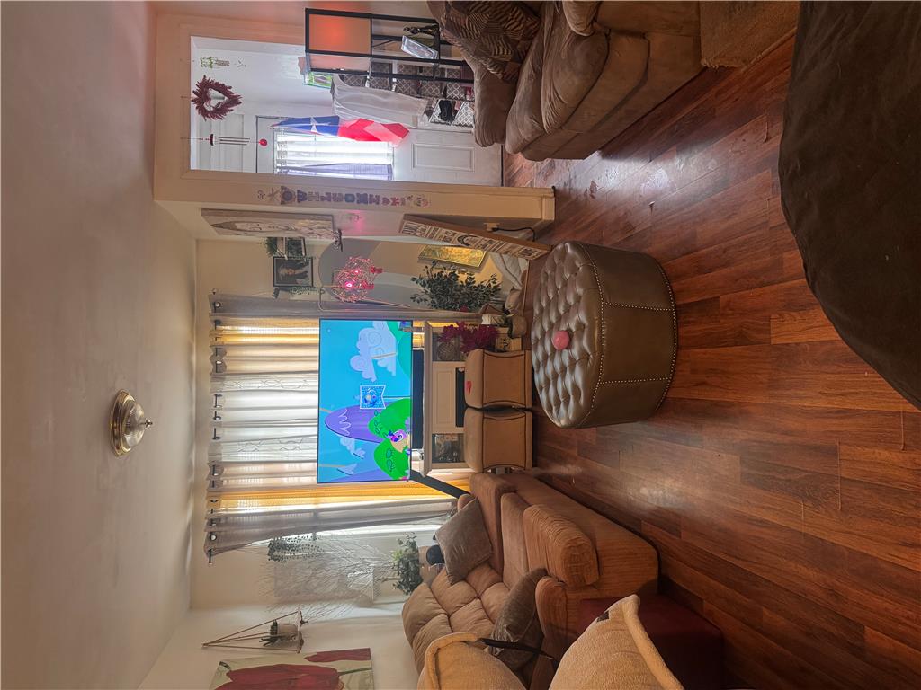 335 14th Street Property Photo 5