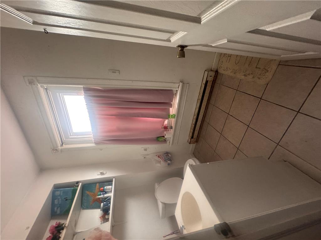 335 14th Street Property Photo 14