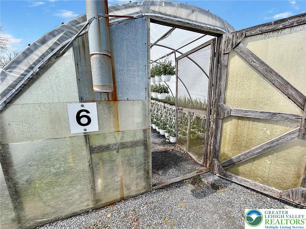 1422 Main Street Property Photo 20