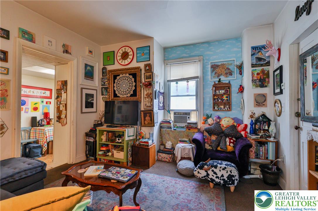 820 New Street Property Photo 12