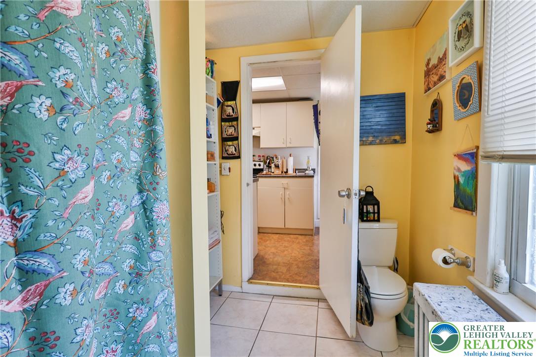 820 New Street Property Photo 15