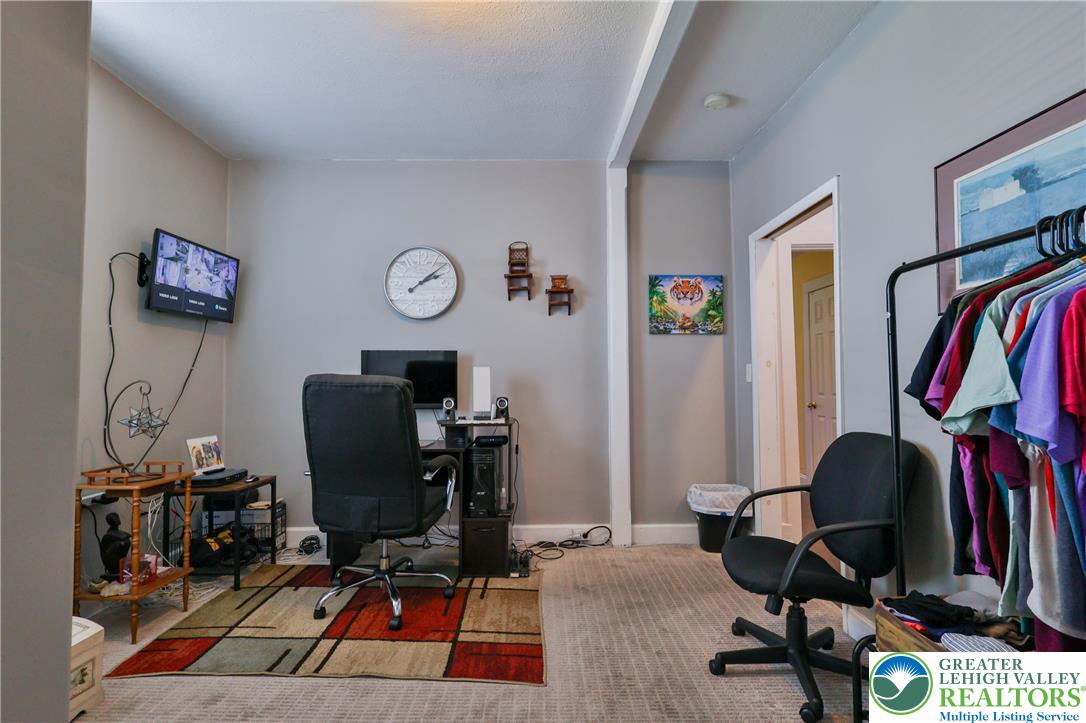820 New Street Property Photo 17