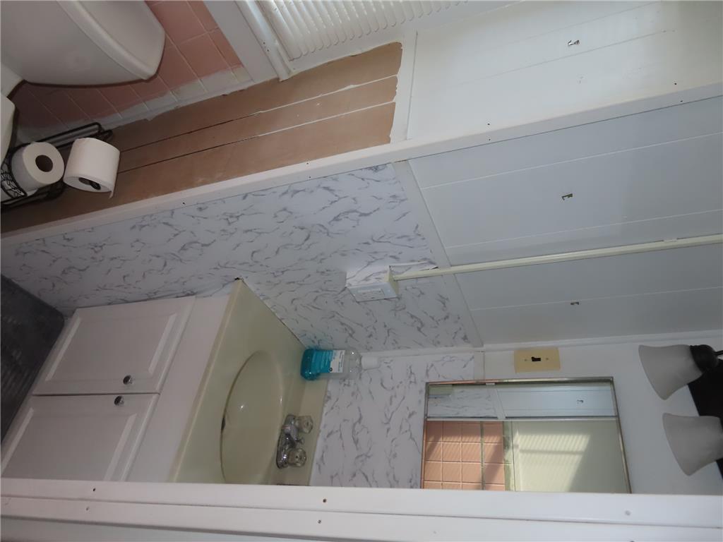 412 3rd Street Property Photo 23