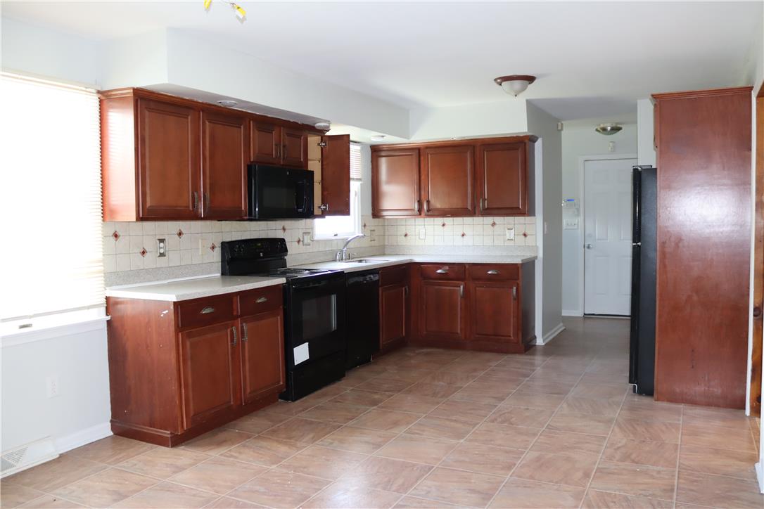 3500 Lafayette Drive Property Photo 3