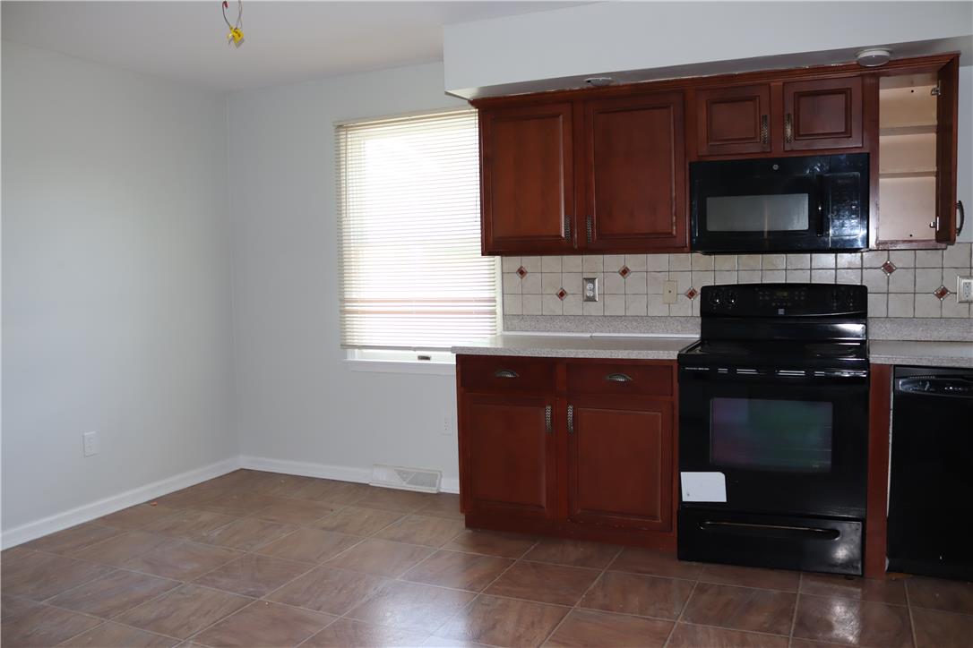 3500 Lafayette Drive Property Photo 5