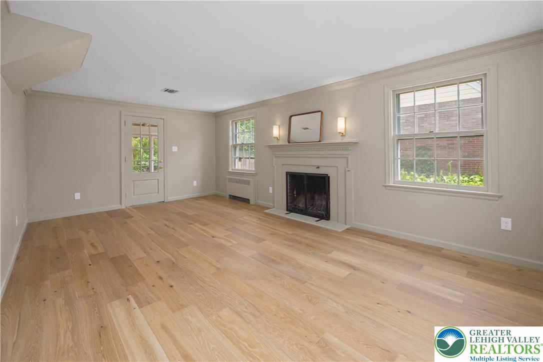1020 Highland Avenue Property Photo 8