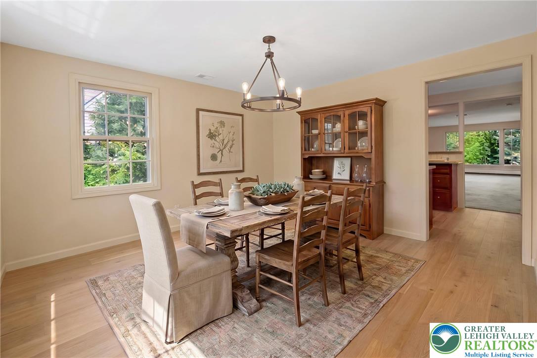 1020 Highland Avenue Property Photo 12