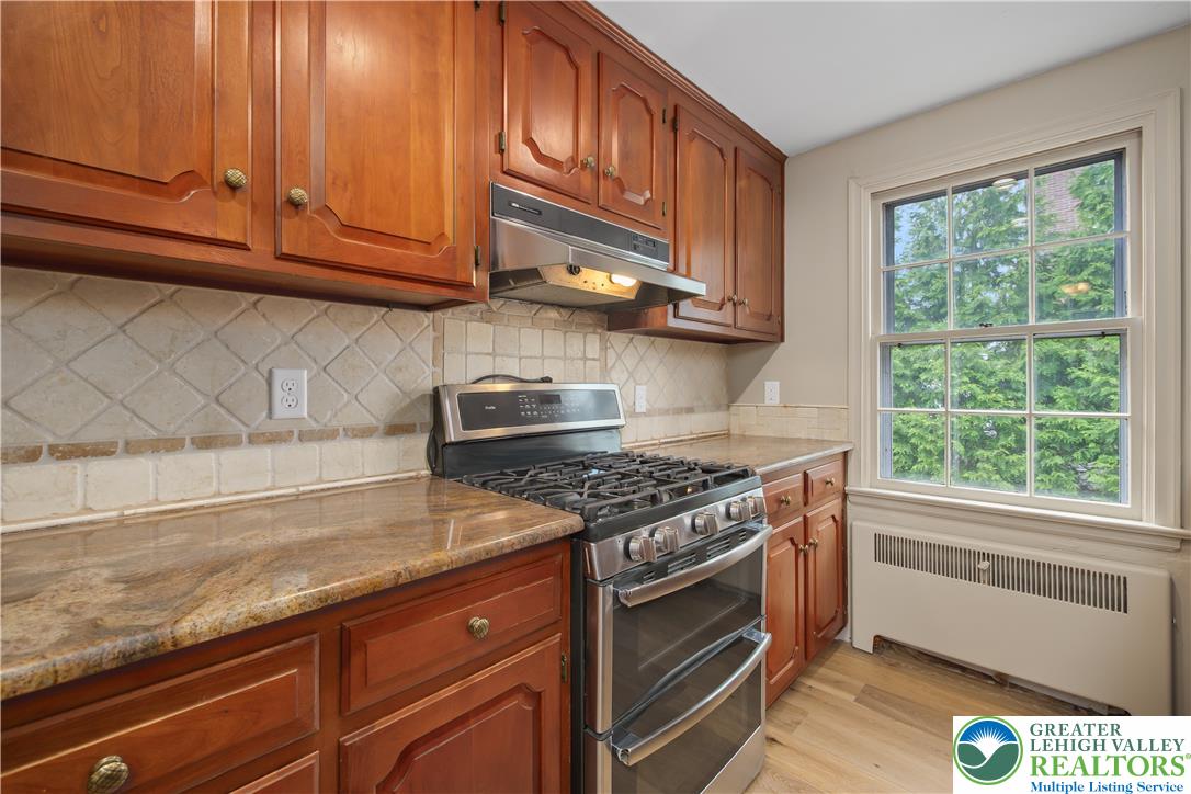 1020 Highland Avenue Property Photo 16