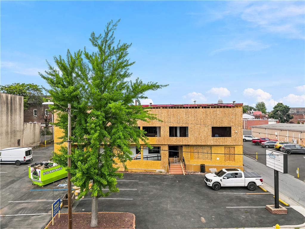 145 Hamilton 2 Property Photo 14