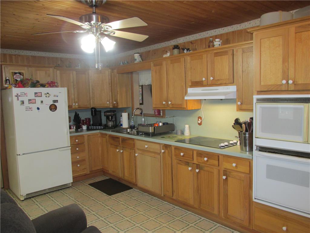 1026 Oakhurst Drive Property Photo 5