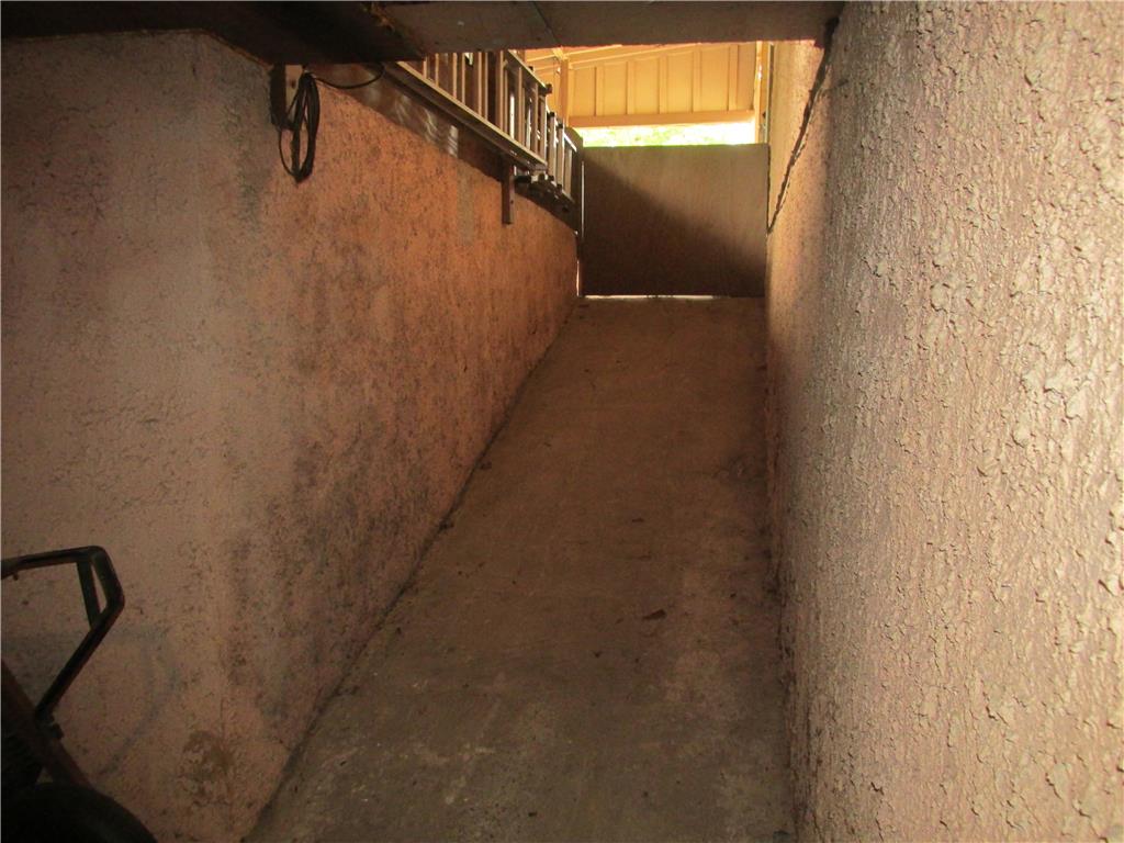 1026 Oakhurst Drive Property Photo 24