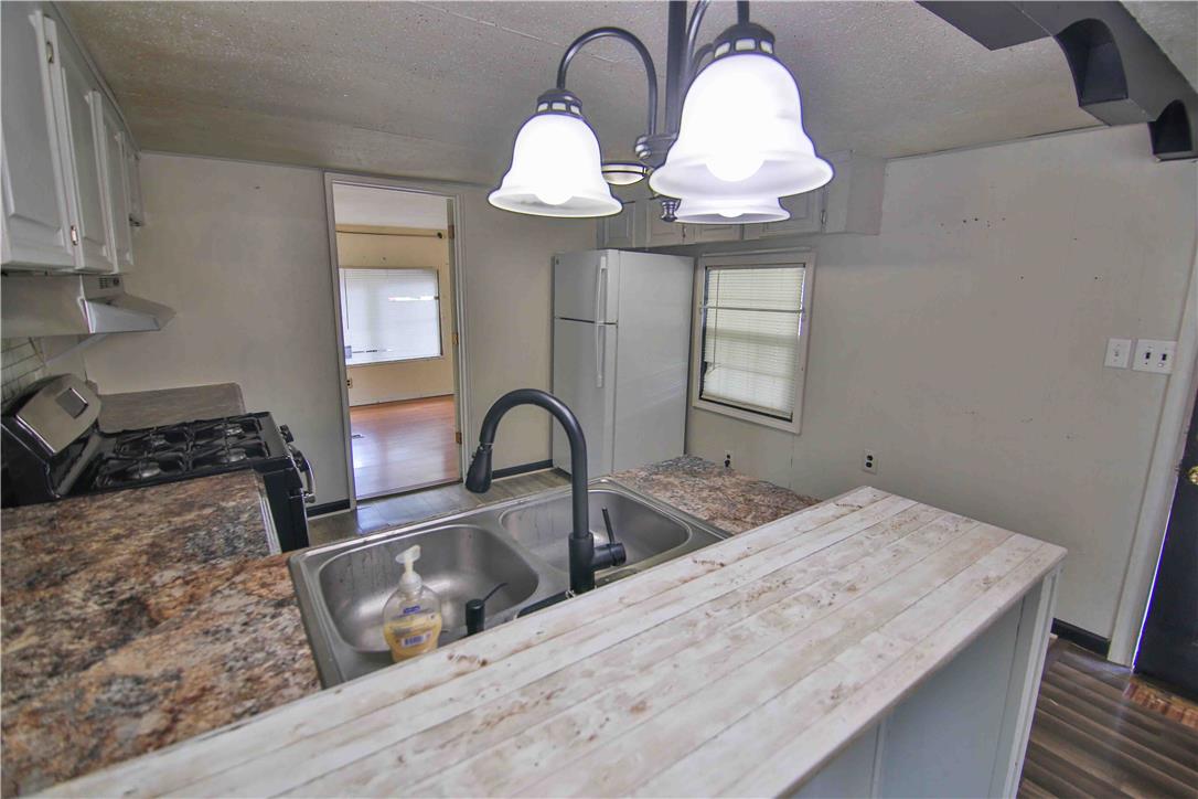 128 Concord Drive Property Photo 7