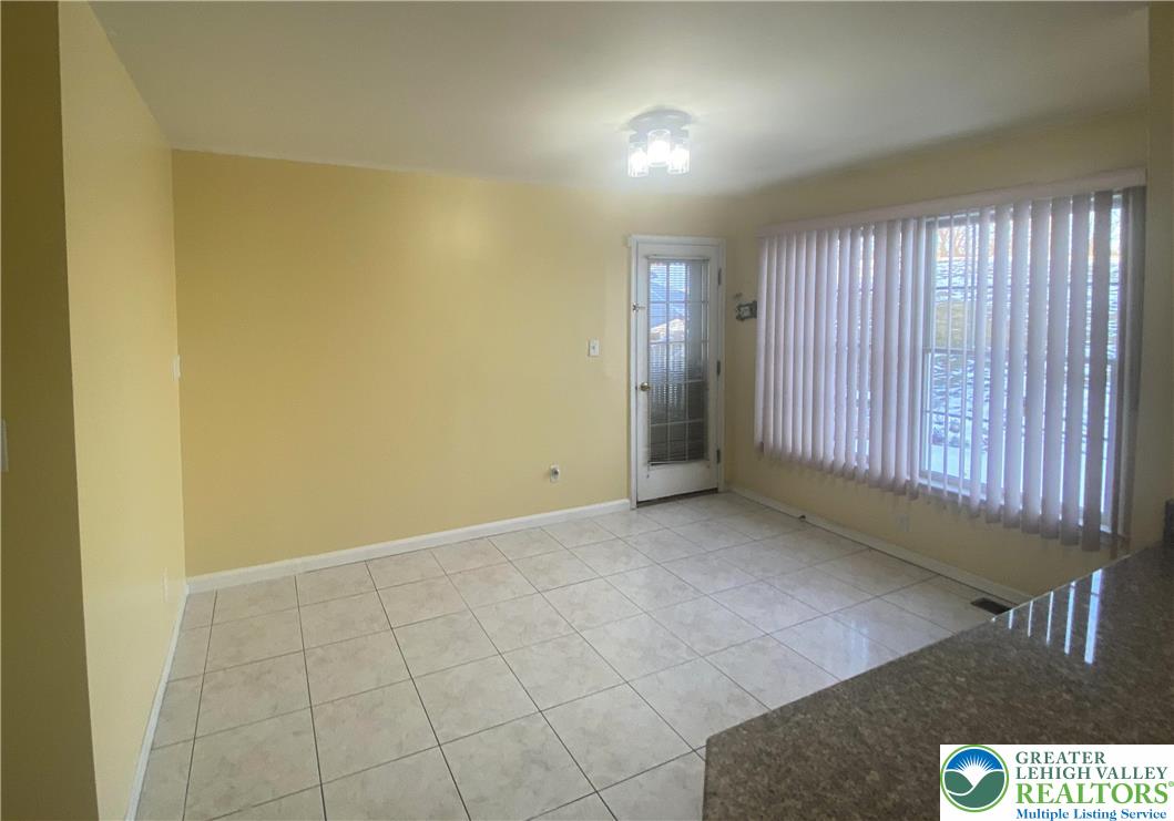 3104 Peacock Drive Property Photo 6