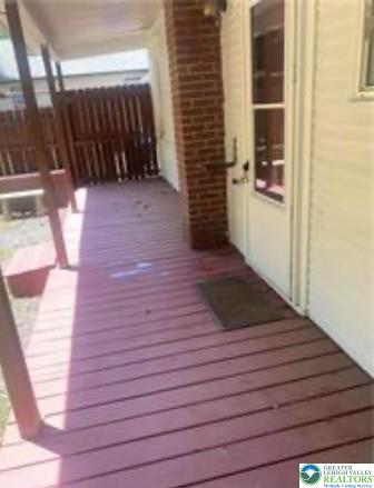 421 East Railroad Street Property Photo 8