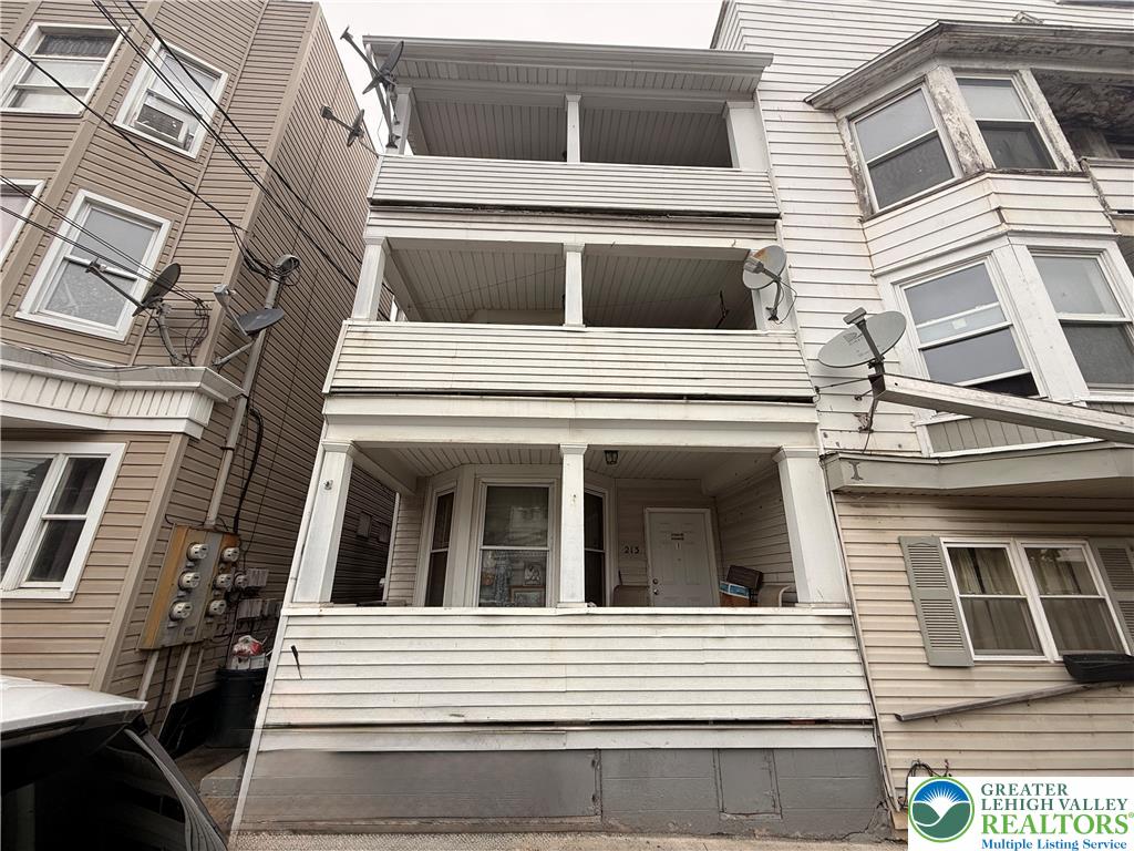 213 East Bertsch Street 3 Property Photo 1