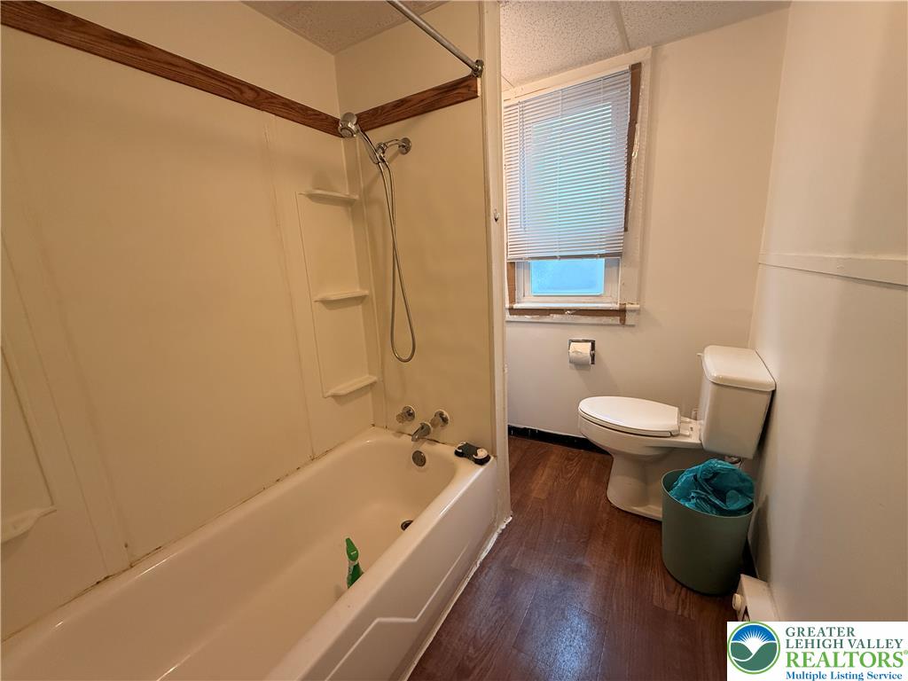 213 East Bertsch Street 3 Property Photo 8