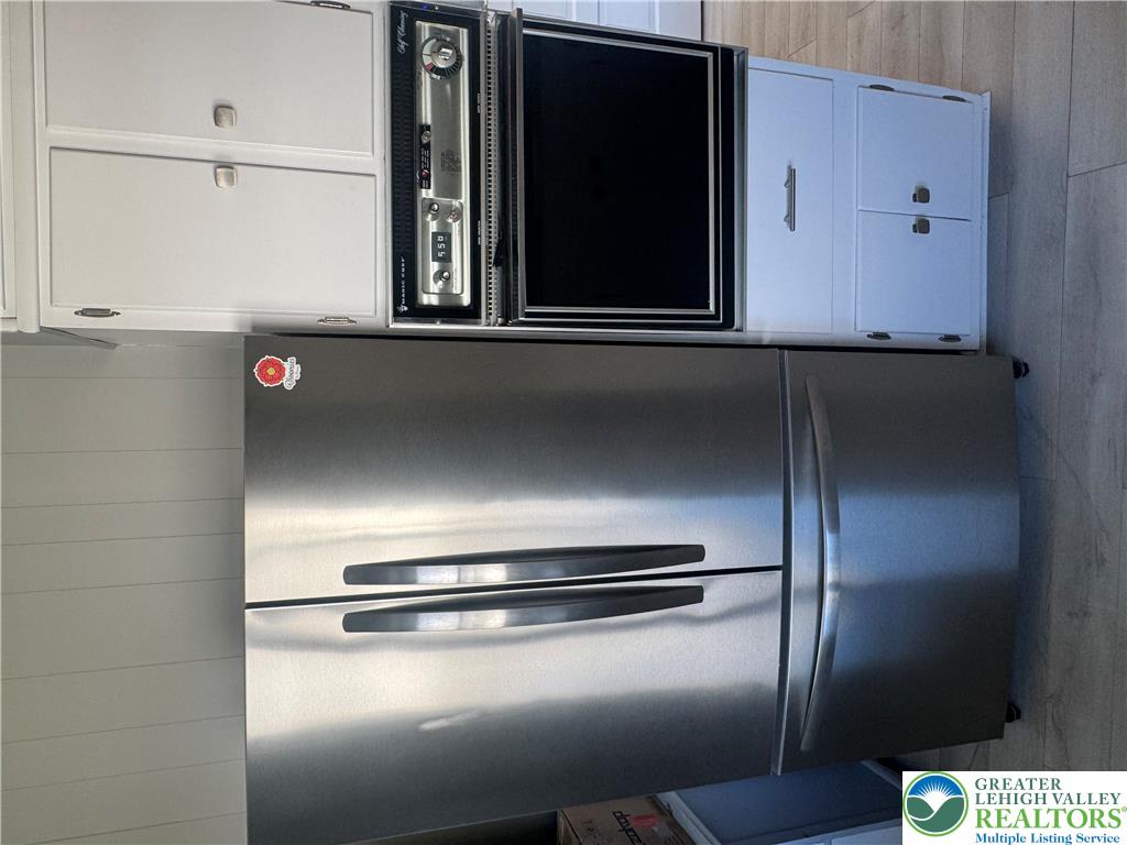 880 New York Avenue Property Photo 15