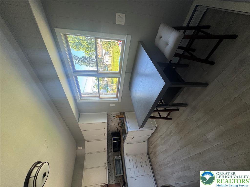 880 New York Avenue Property Photo 16
