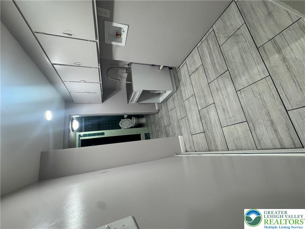 880 New York Avenue Property Photo 21