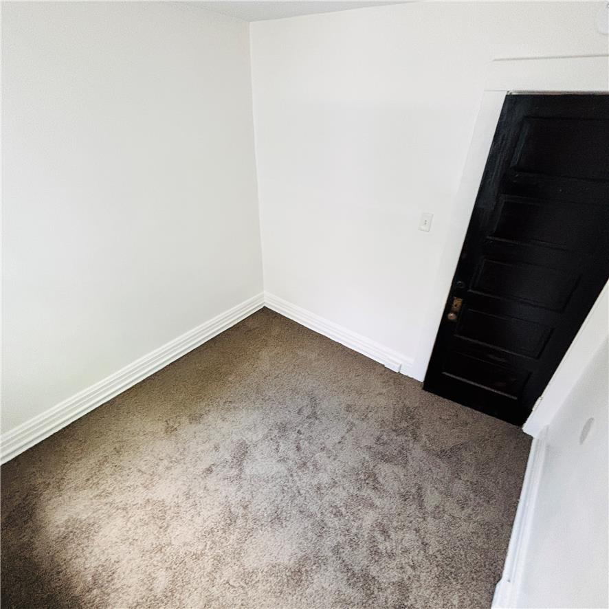 551 Park Property Photo 13