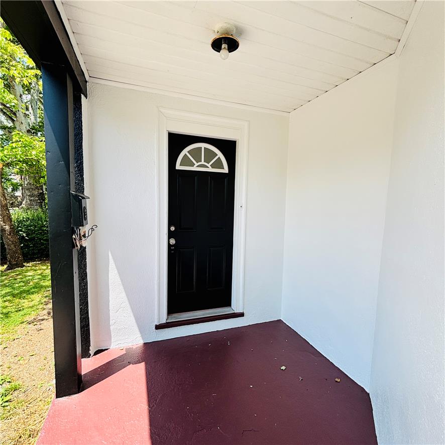 551 Park Property Photo 15