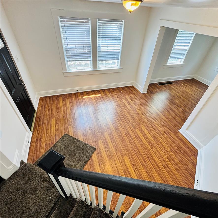 551 Park Property Photo 22