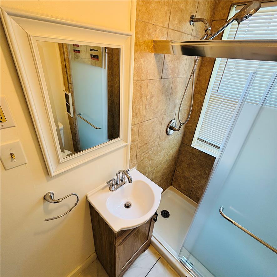 551 Park Property Photo 24