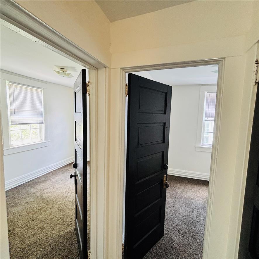 551 Park Property Photo 29