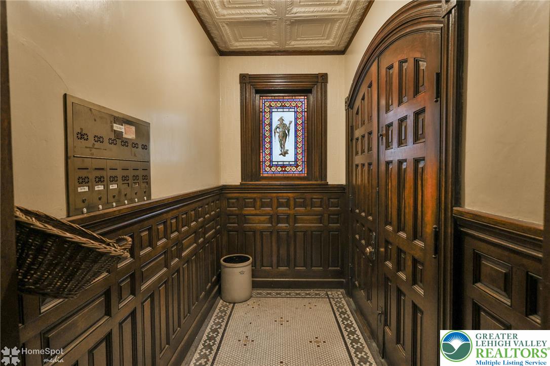 616 2nd Street Property Photo 13