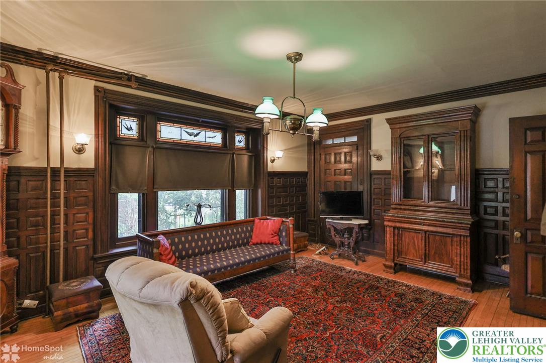 616 2nd Street Property Photo 25