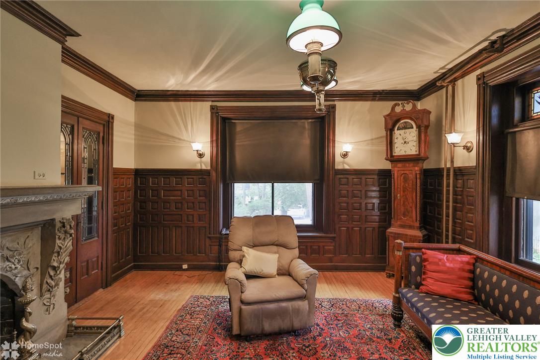 616 2nd Street Property Photo 28