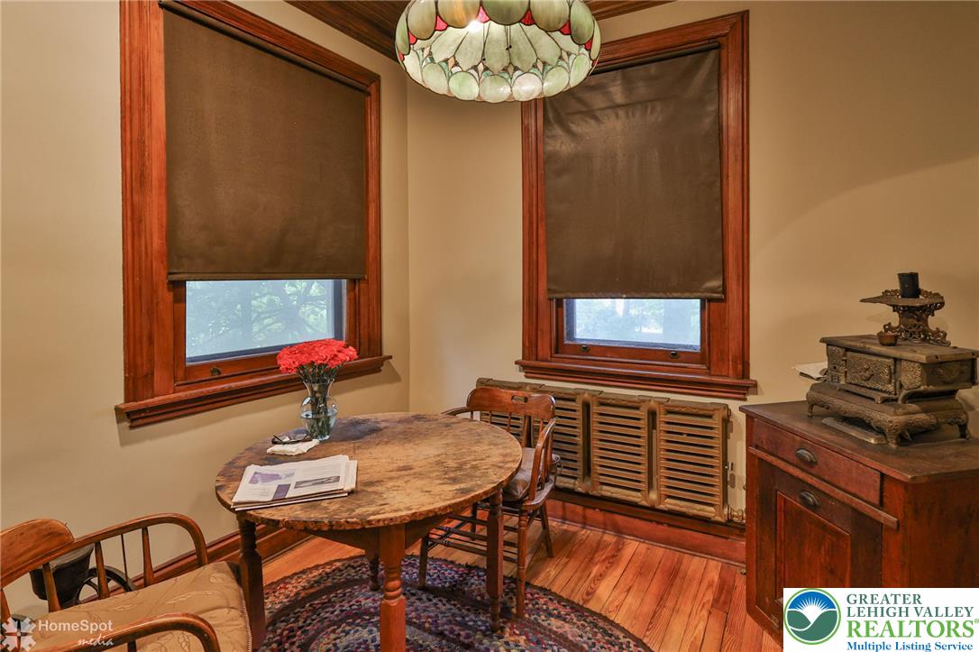 616 2nd Street Property Photo 31