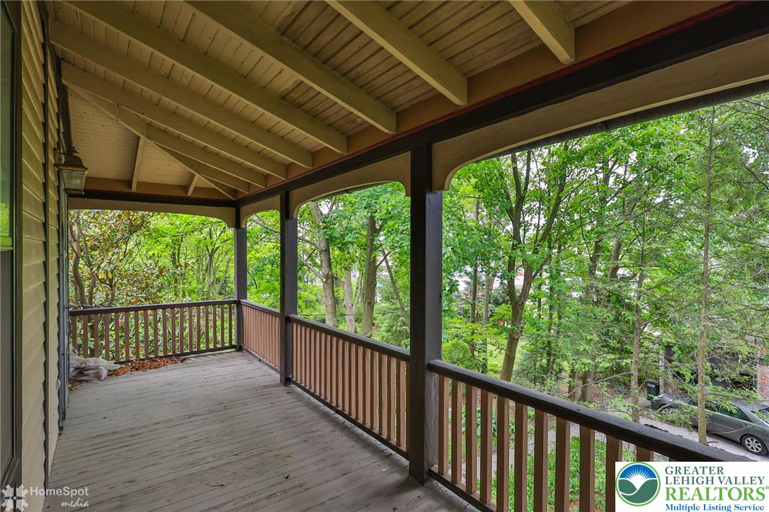 616 2nd Street Property Photo 41