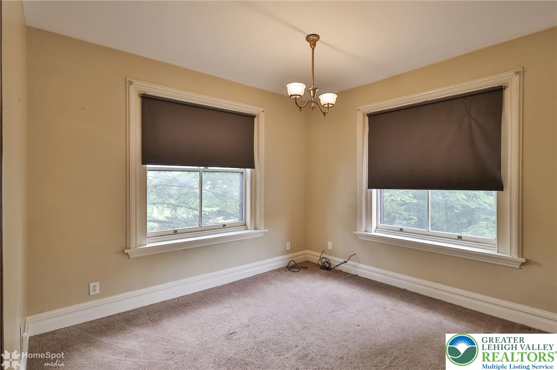 616 2nd Street Property Photo 44
