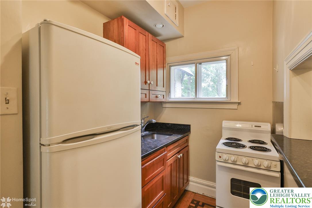 616 2nd Street Property Photo 47