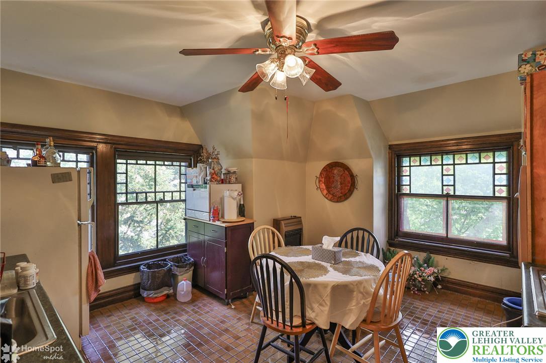 616 2nd Street Property Photo 52