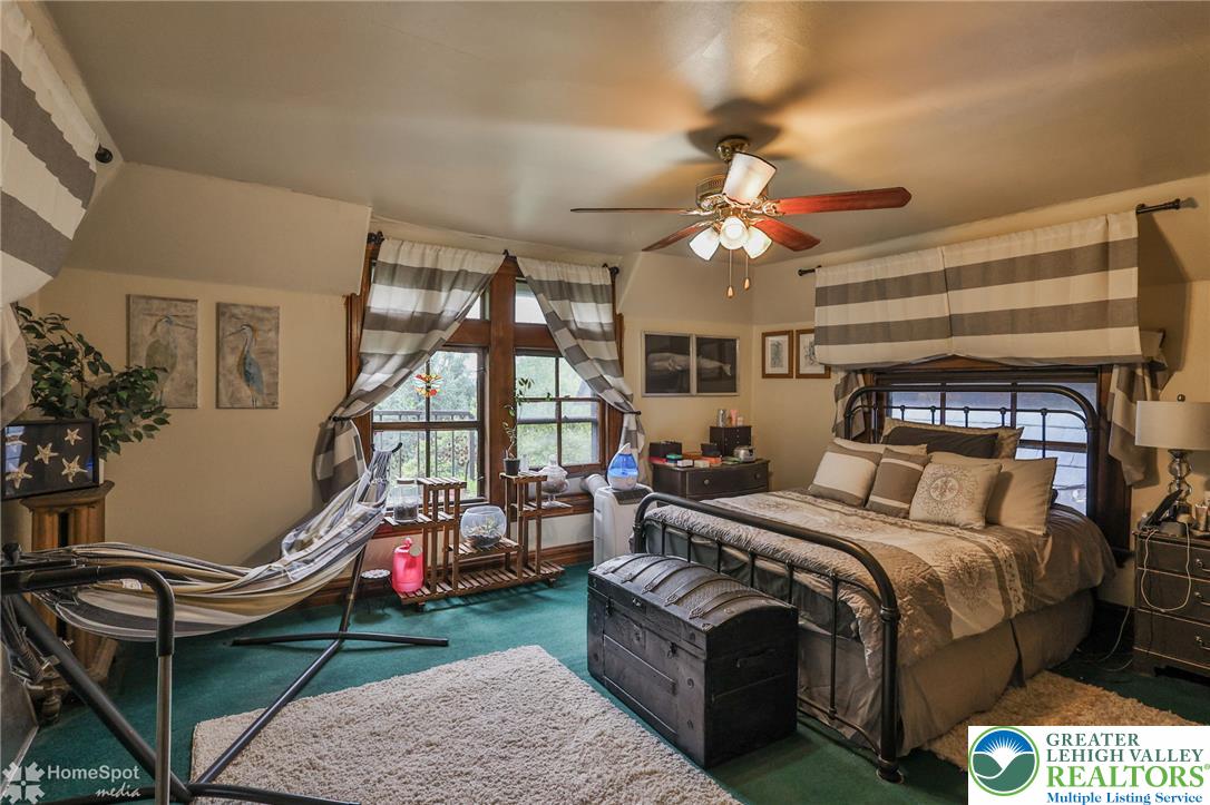 616 2nd Street Property Photo 58