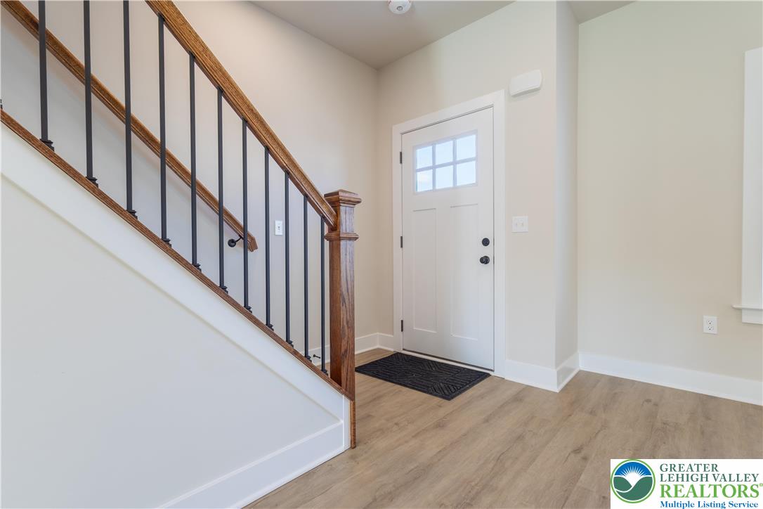 1411 Greenview Drive 3 Property Photo 4