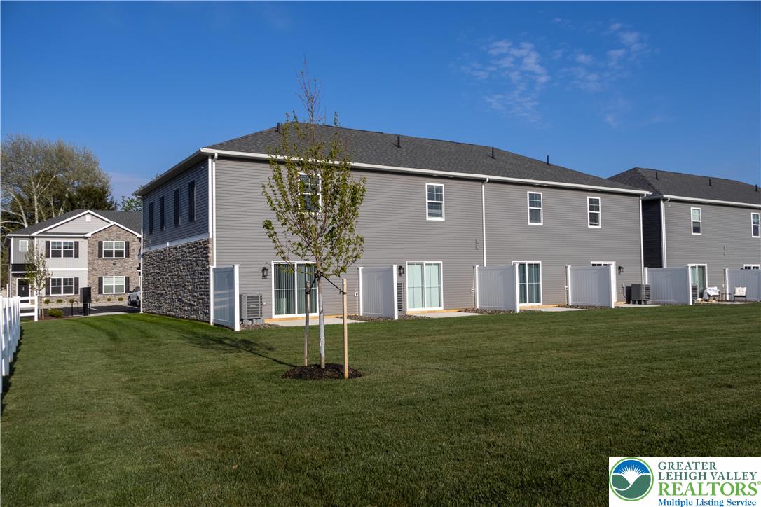 1411 Greenview Drive 3 Property Photo 22