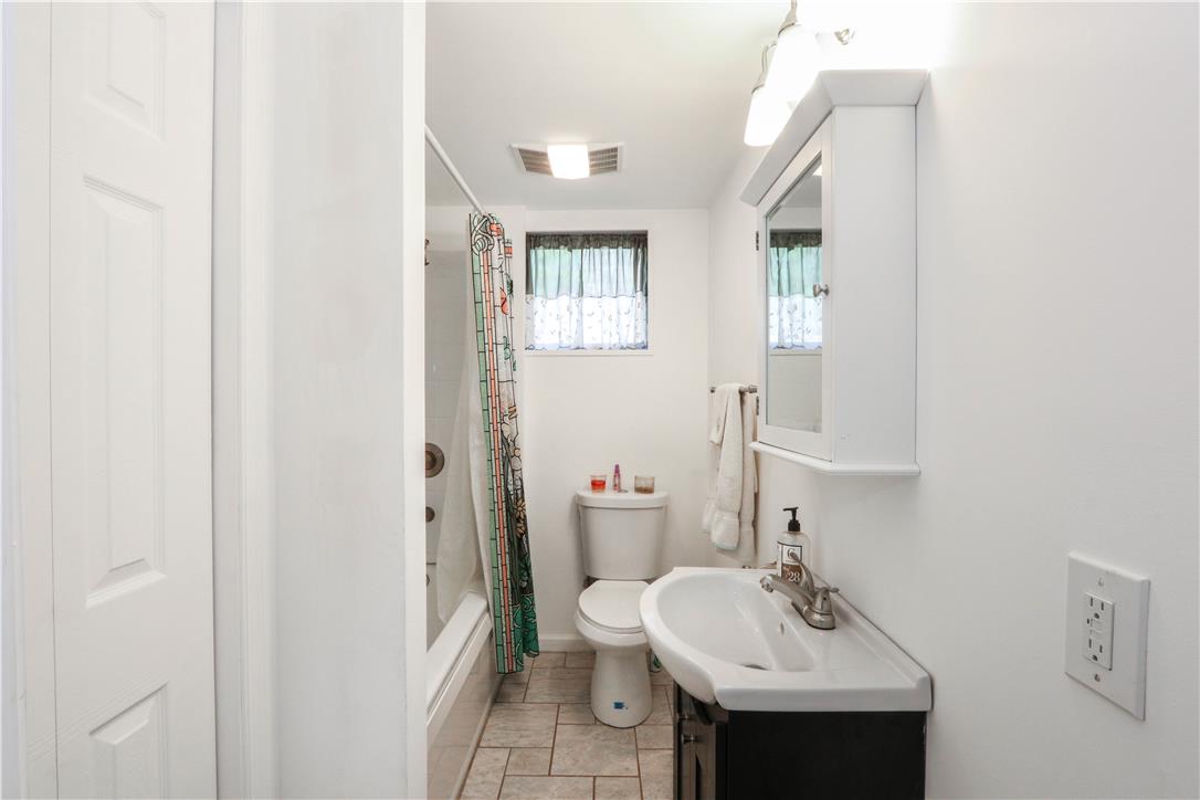 107 Royal Lane Property Photo 16