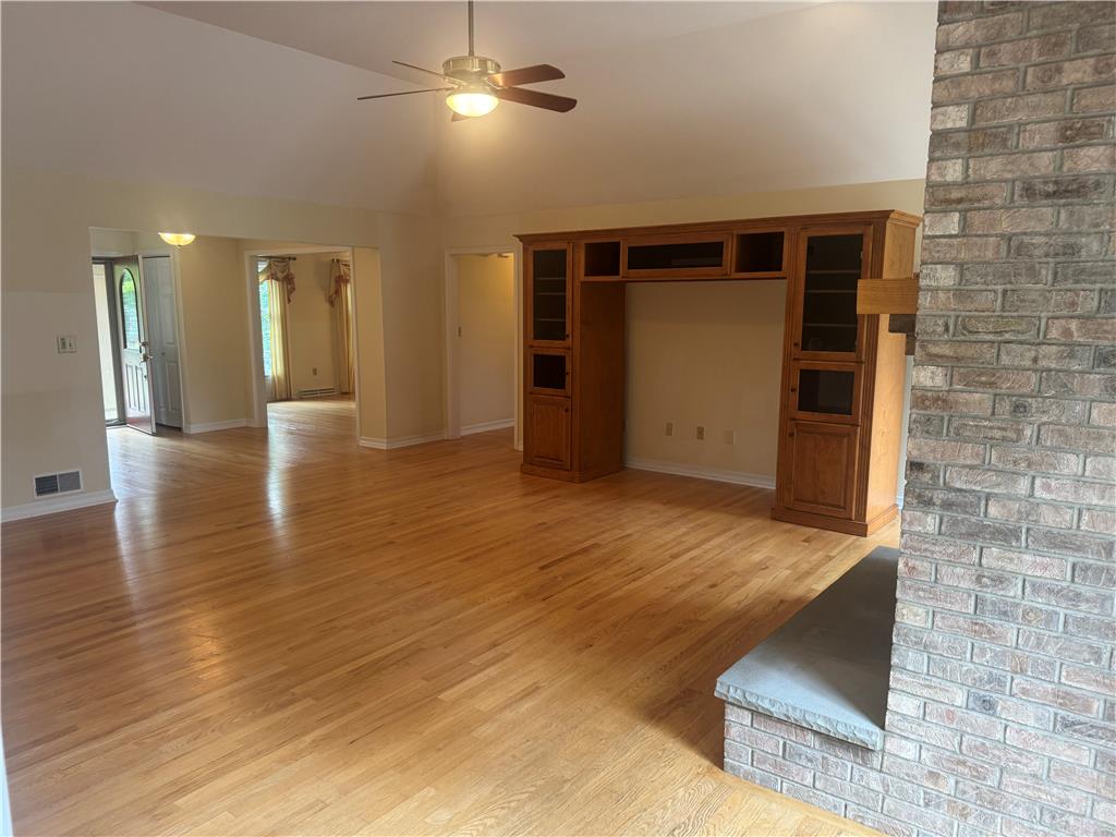 1005 Buckingham Drive Property Photo 17