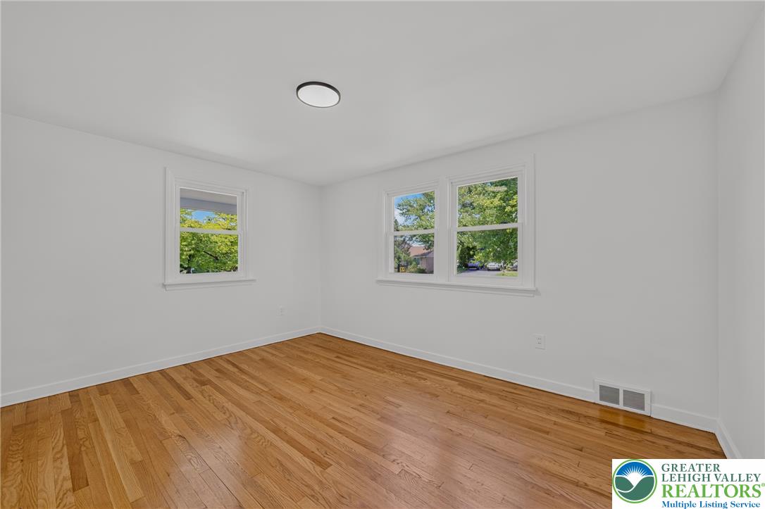 1543 Eaton Avenue Property Photo 20