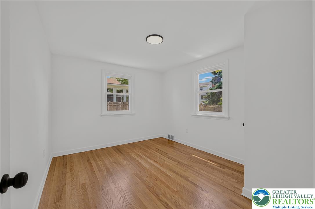 1543 Eaton Avenue Property Photo 26