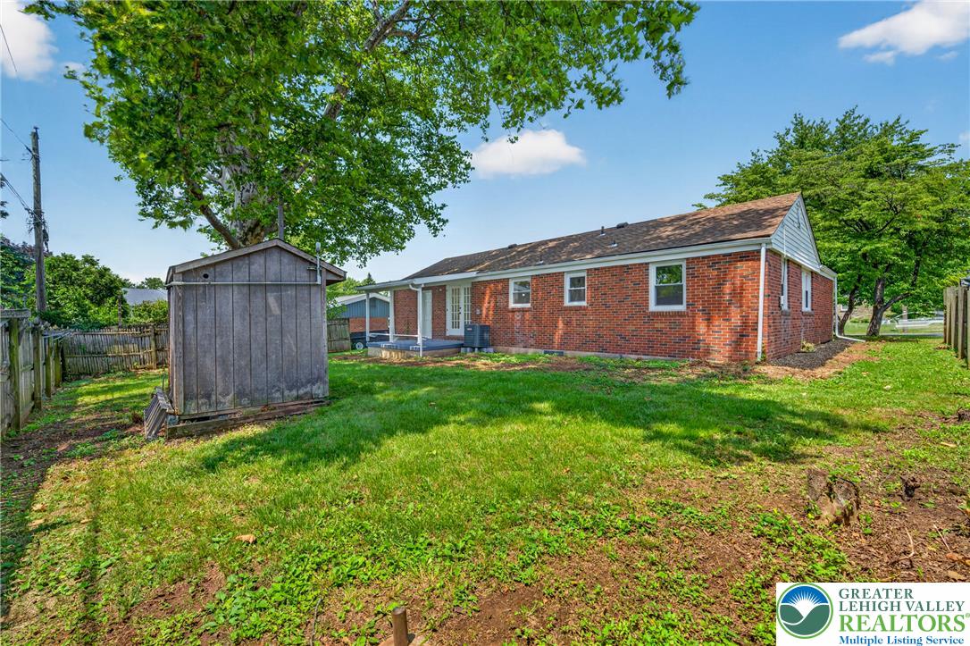 1543 Eaton Avenue Property Photo 29